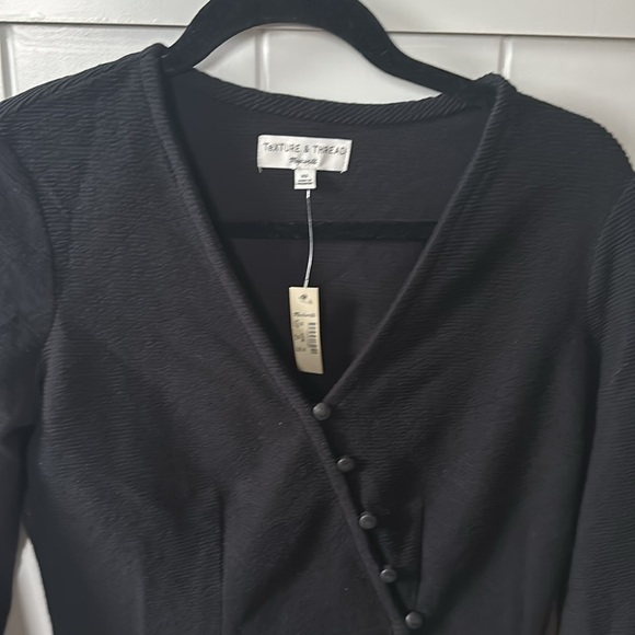 Madewell NWT Texture & Thread Madewell Button Wrap Shirt - Picture 8 of 11